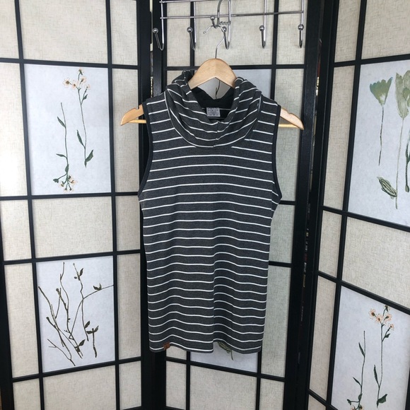 APRT Amazing Sleeveless Hoodie Stripe Tee. Women Size Medium. - Picture 4 of 9